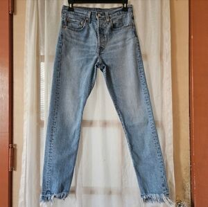 LEVI'S 501 LIGHT WASH JEANS WOMEN'S SIZE 26